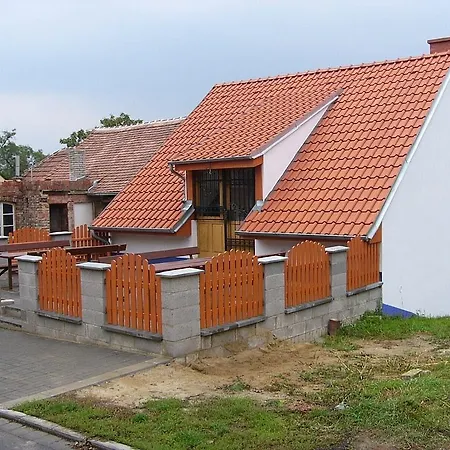 Guest house Vinny Sklipek Jozky Vagundy Mutenice